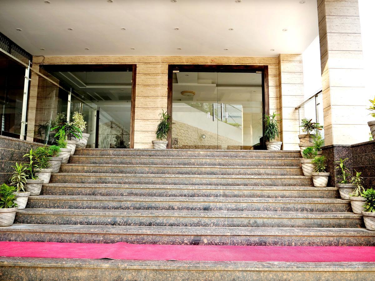 Hotel Trance Ganga Tapovan Zewnętrze zdjęcie
